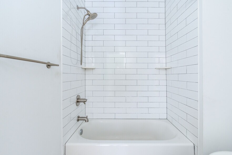 More Photos Of 2616 W Girard Ave, Philadelphia Apartments For Sale