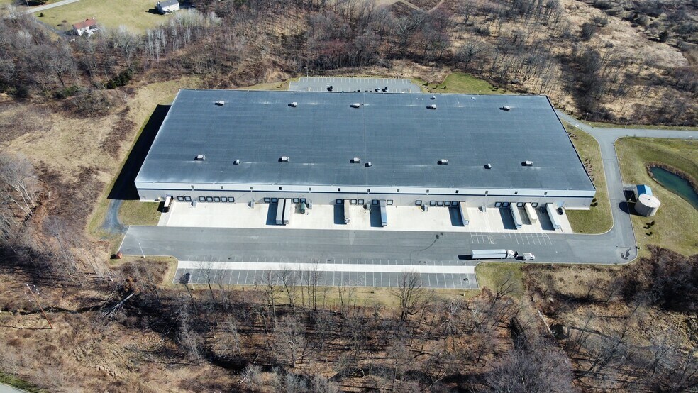 More Photos Of 3303 Route 6, Middletown Warehouse For Lease