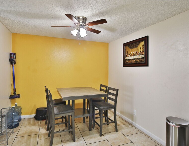 More Photos Of 1531 W Rialto Ave, Fontana Apartments For Sale