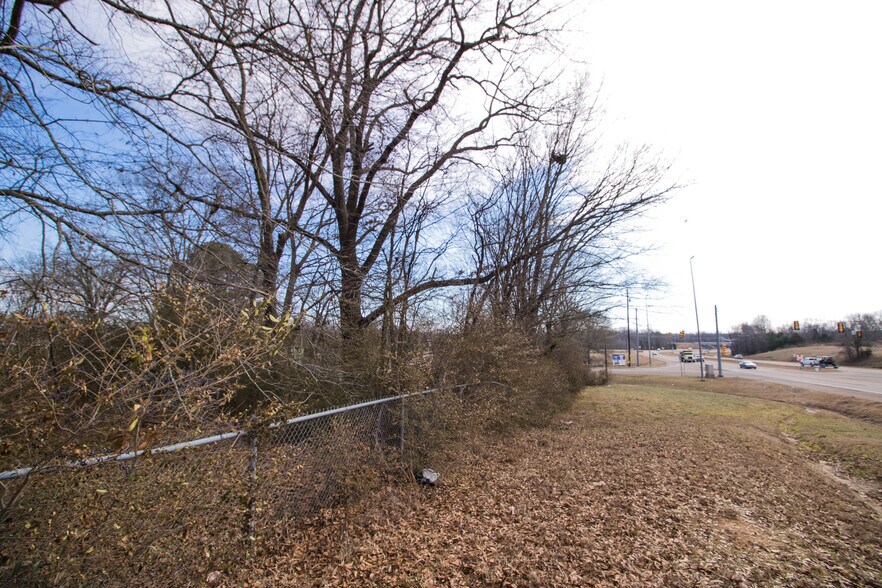 More Photos Of 00 Newsome, Henderson Land For Sale