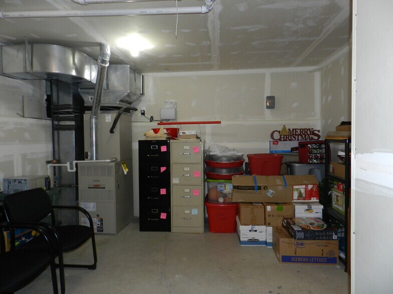 More Photos Of 1541 Ogden Rd, Montrose Medical For Lease