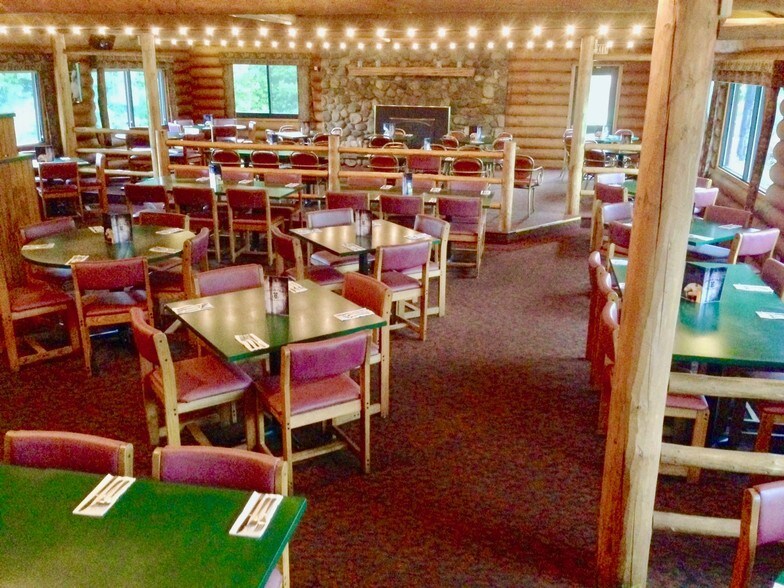 More Photos Of 8548 Ski Chalet Dr, Breezy Point Restaurant For Sale