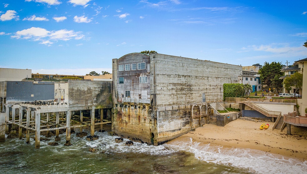 More Photos Of 300 Cannery Row, Monterey Warehouse For Lease