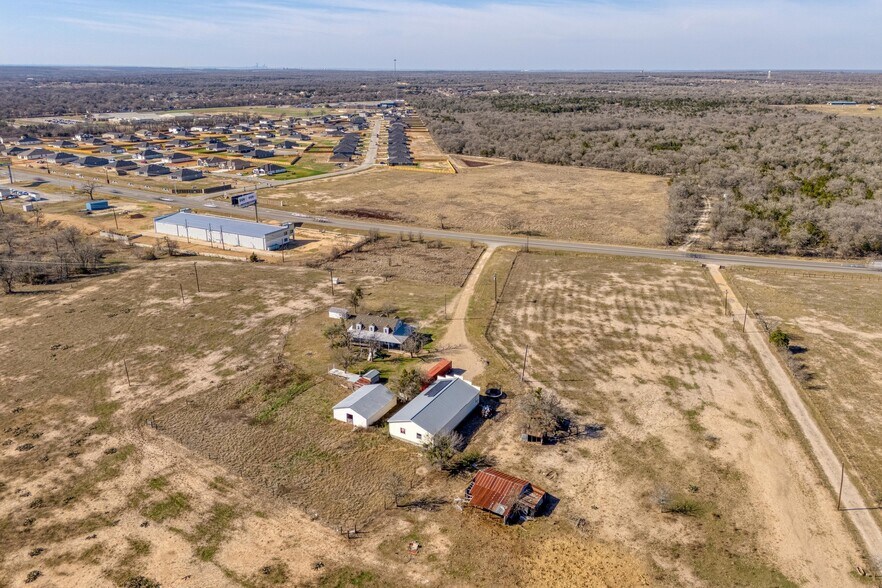 More Photos Of 829 State Highway 21 W, Cedar Creek Specialty For Sale