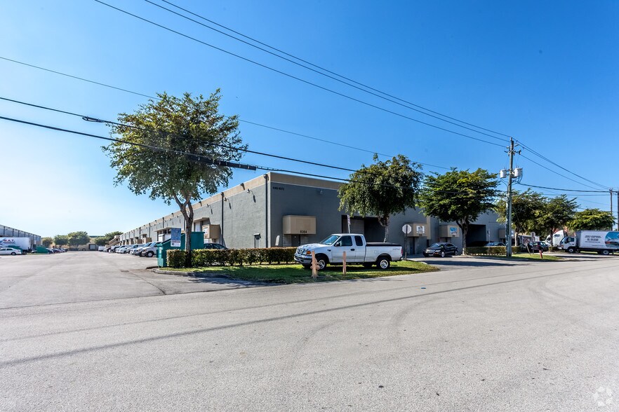 More Photos Of 6709 NW 84th Ave, Doral Light Distribution For Lease