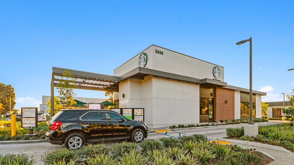 More Photos Of 5850 S Eastern Ave, Commerce Fast Food For Sale