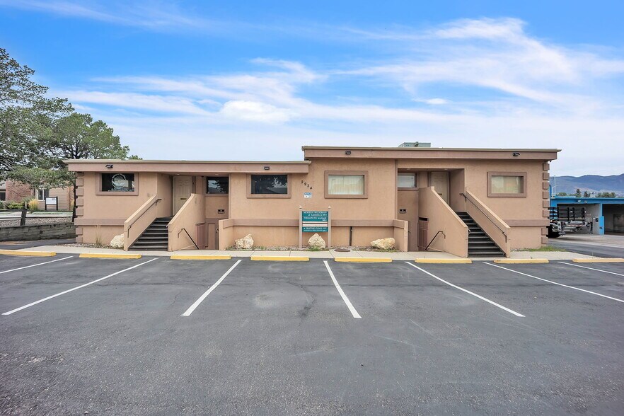 More Photos Of 2924 Beacon St, Colorado Springs Medical For Sale