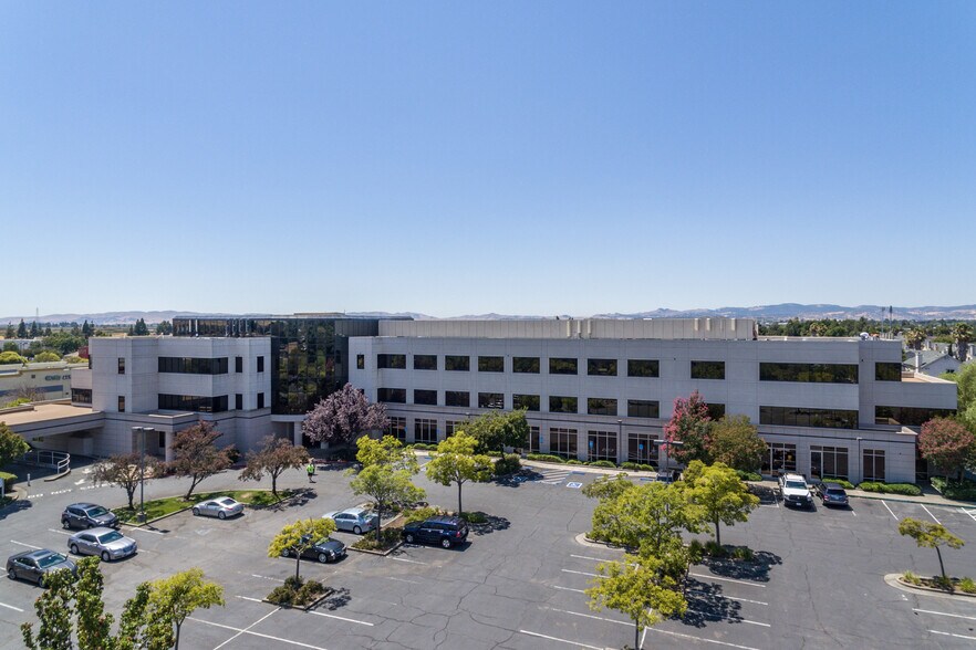 More Photos Of 333 Sunset Ave, Suisun City Medical For Sale