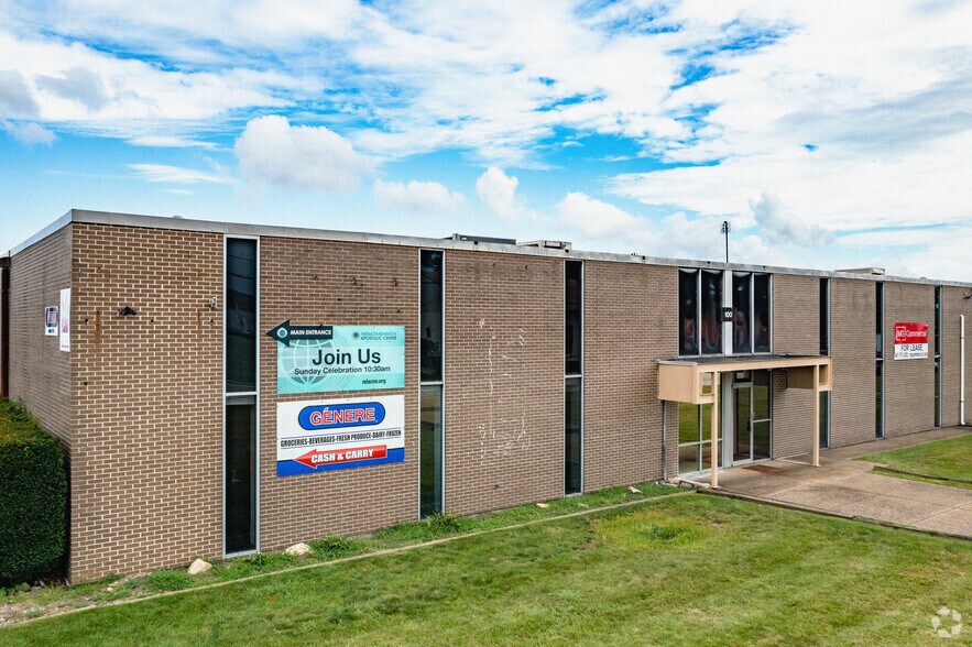 More Photos Of 100 Niantic Ave, Providence Manufacturing For Lease