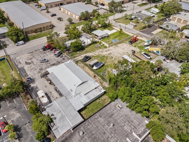 More Photos Of 4349 Louis Ave, Holiday Warehouse For Sale