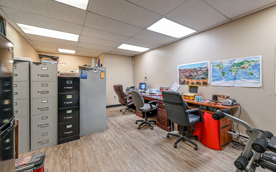 More Photos Of 830-840 Linden Ave, East Pittsburgh General Retail For Sale