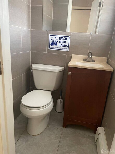 More Photos Of 879 Upper Main St, South Amboy Office For Sale