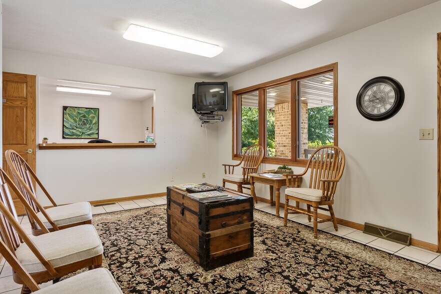 More Photos Of 7550 Rote Rd, Rockford Medical For Sale