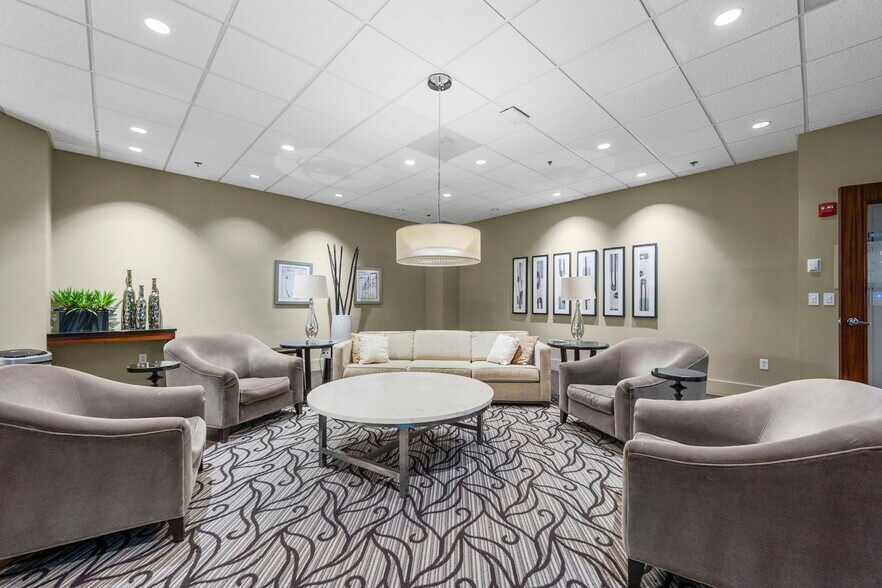 More Photos Of 3975 Fair Ridge Dr, Fairfax Office For Sale