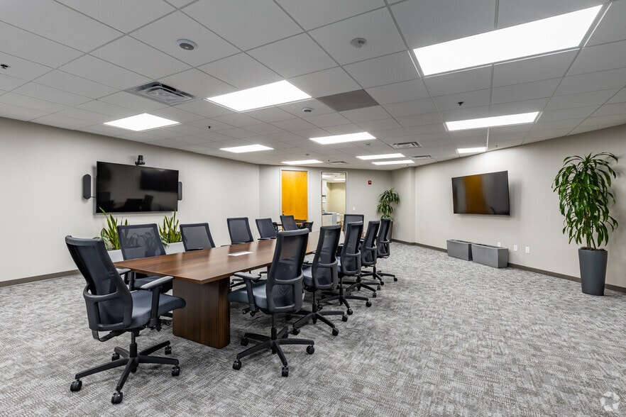 More Photos Of 2301 Lucien Way, Maitland Office For Lease