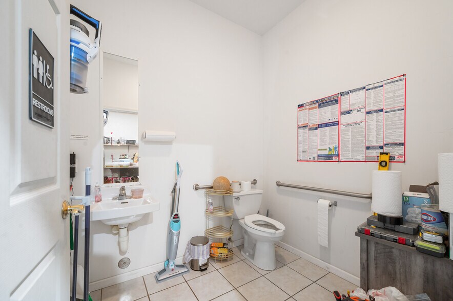 More Photos Of 8826 34 Rd, Cadillac Storefront For Sale