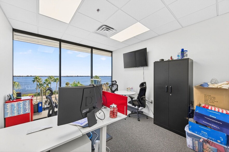 More Photos Of 930 S Harbor City Blvd SW, Melbourne Office For Sale