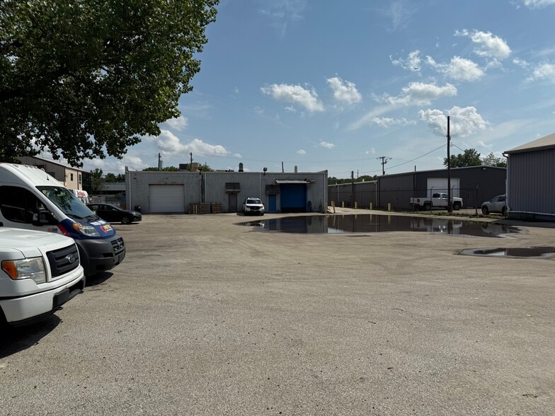 More Photos Of 31-33 Industrial Hwy, Essington Warehouse For Sale
