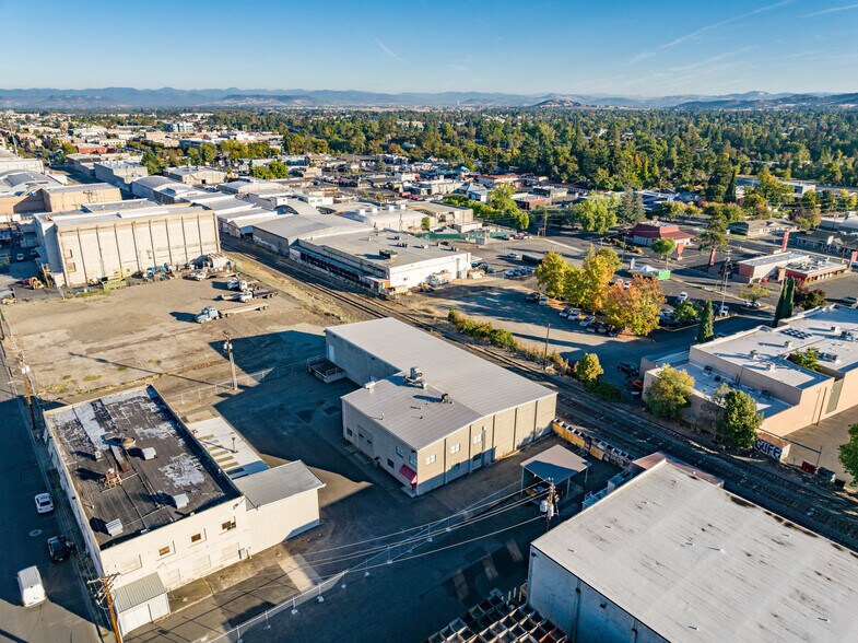 More Photos Of 619 S Fir St, Medford Refrigeration Cold Storage For Sale