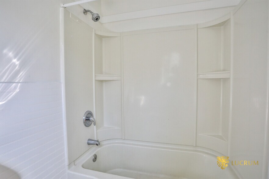 More Photos Of 2867-2873 Edgehill Dr, Los Angeles Apartments For Sale