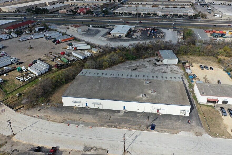 More Photos Of 0 I-35, San Antonio Warehouse For Lease
