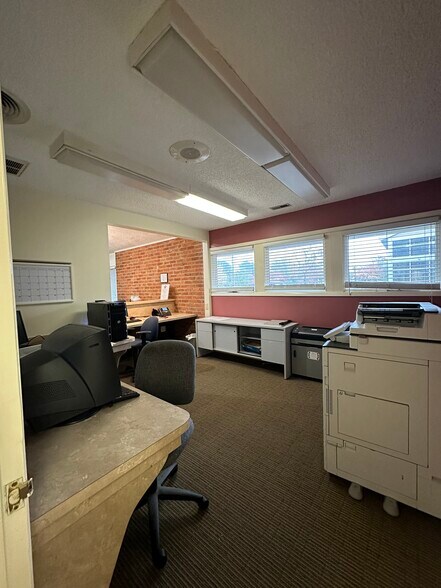 More Photos Of 837 First Colonial Rd, Virginia Beach Medical For Lease