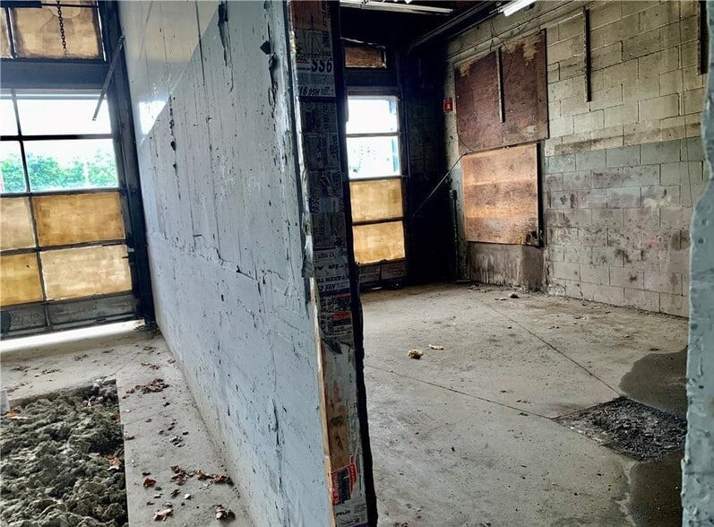 More Photos Of 274 Route 17K, Newburgh Fast Food For Sale