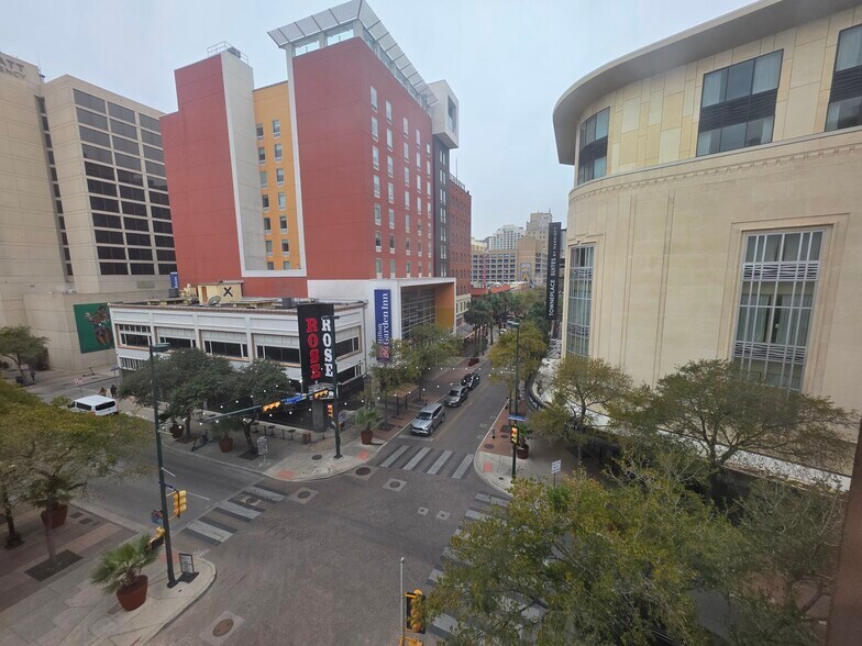 More Photos Of 110 Broadway St, San Antonio Coworking Space