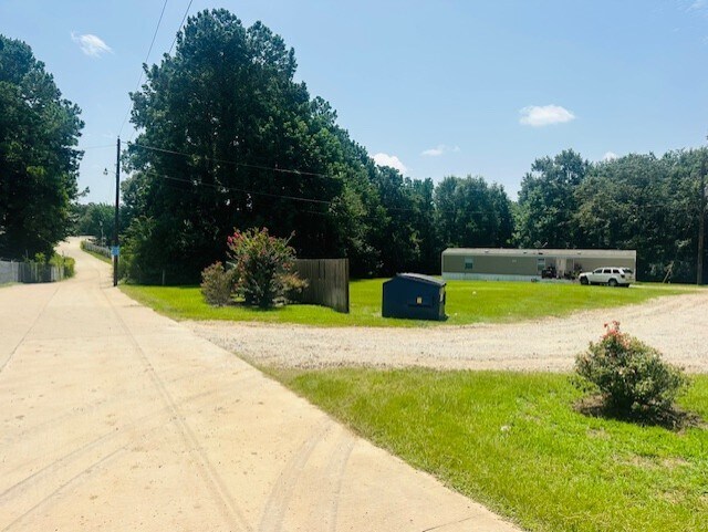 More Photos Of 16963 Interstate 45 N, Willis Land For Sale