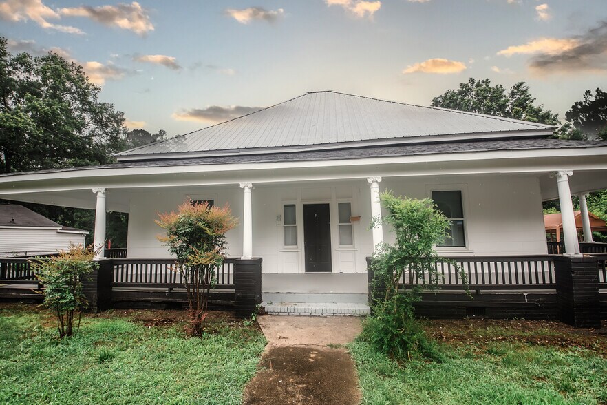 Primary Photo Of 707 W Phifer St, Monroe Apartments For Sale