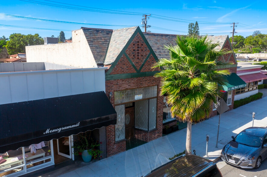 Primary Photo Of 249 S Robertson Blvd, Beverly Hills Storefront Retail Office For Lease