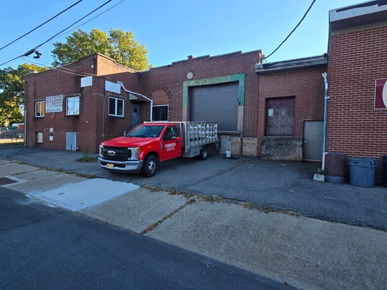 More Photos Of 109 West Shore Ave, Dumont Manufacturing For Lease