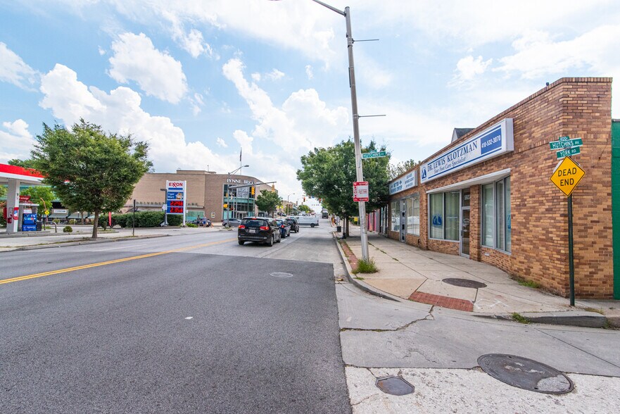 More Photos Of 5926 York Rd, Baltimore Storefront Retail Office For Lease