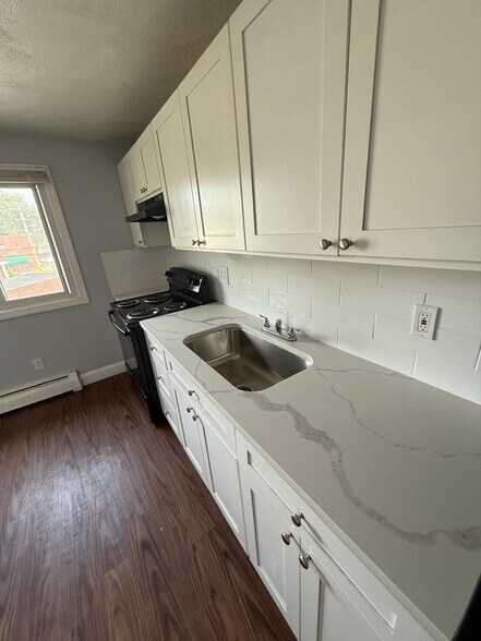 More Photos Of 9 Melton St, Pawtucket Apartments For Sale