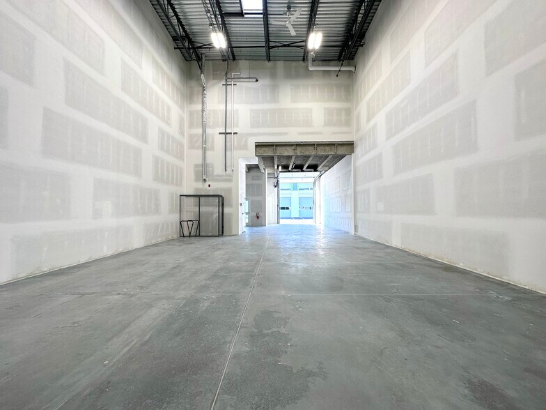 More Photos Of 951 E Kent Av N, Vancouver Warehouse For Sale