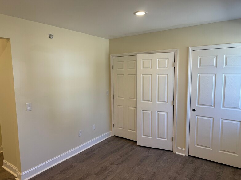 More Photos Of 198 Cowan St, Rutherfordton Apartments For Sale