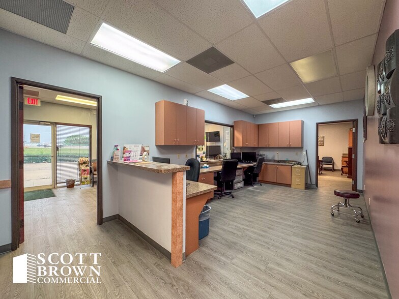 Primary Photo Of 517 E Interstate 30, Garland General Retail For Lease