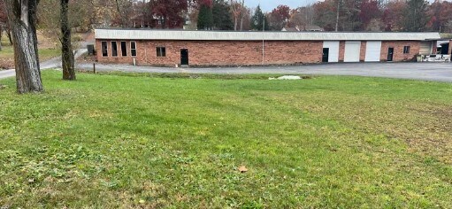 More Photos Of 868 State Route 3 and 12, Hinton Flex For Sale