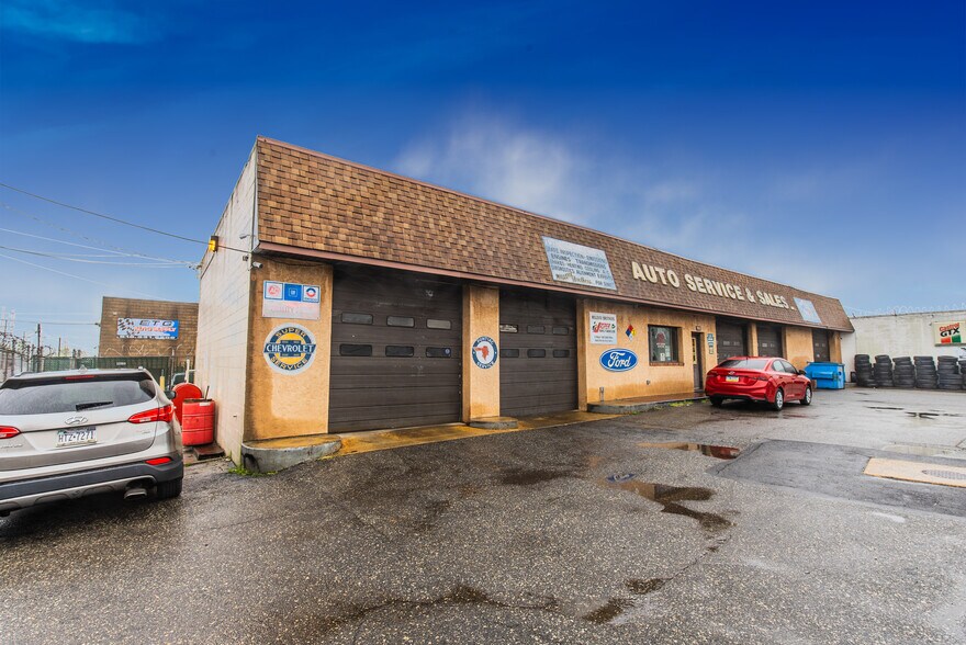 More Photos Of 8685 Torresdale Ave, Philadelphia Auto Repair For Sale