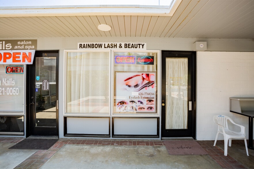 More Photos Of 370 W Sierra Madre Blvd, Sierra Madre Storefront For Lease