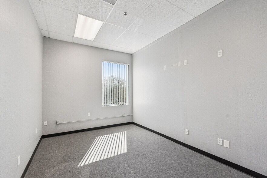 More Photos Of , Orlando Flex For Sale