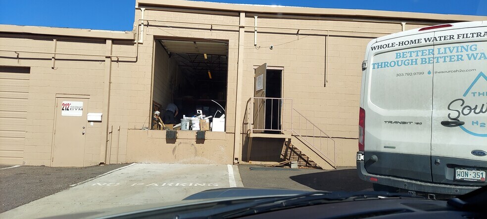 More Photos Of 7399 S Tucson Way, Centennial Flex For Lease