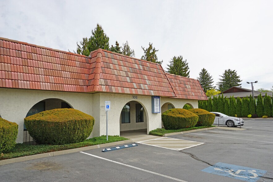 More Photos Of 1015 S 40th Ave, Yakima Medical For Sale