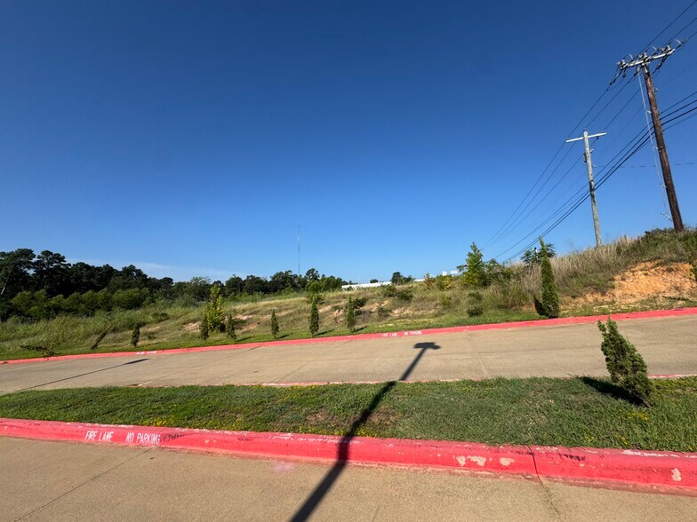 More Photos Of 2800 S Loop 256, Palestine Land For Sale