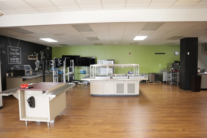 More Photos Of 1550 Innovation Way, Hartford Flex For Lease