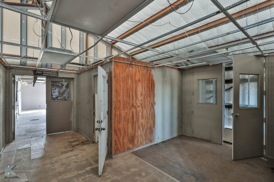 More Photos Of 9746 FM 605, Merkel Industrial For Sale