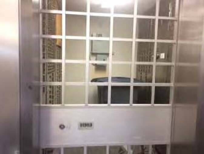 More Photos Of 6912 Madison Ave, Indianapolis General Retail For Sale