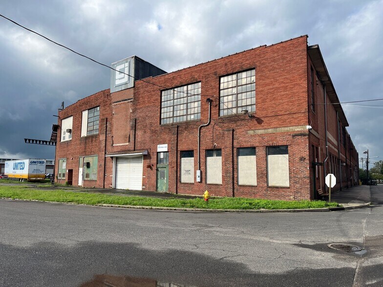 Primary Photo Of 2 Chelten Way, Trenton Warehouse For Sale