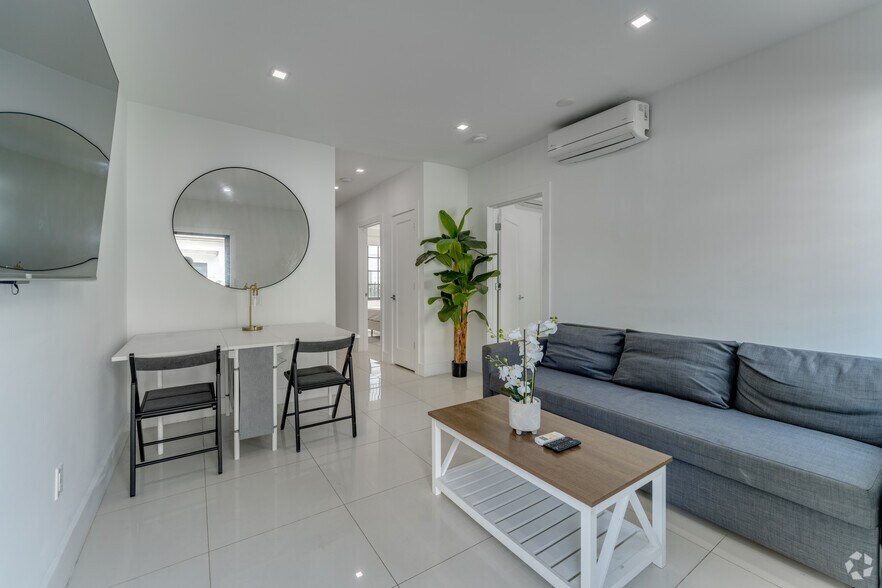 More Photos Of 733-737 Michigan Ave, Miami Beach Apartments For Sale