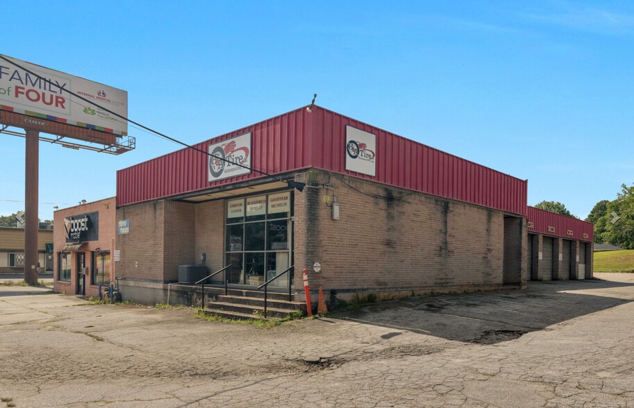 More Photos Of 1136 W Taylor St, Griffin Land For Sale